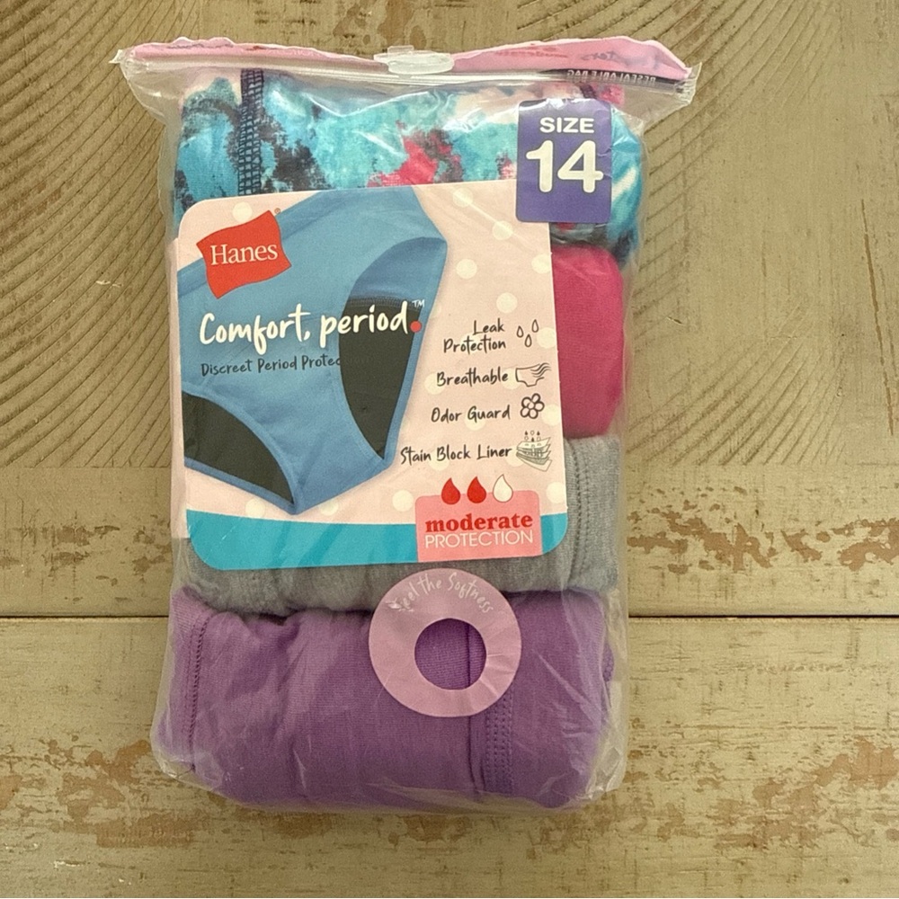 Hanes Women's Comfort Period Underwear -  size 14=28” waist